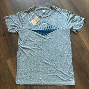 NWT Bridge & Burn 'Land and Sea' Grey T-Shirt - Size M